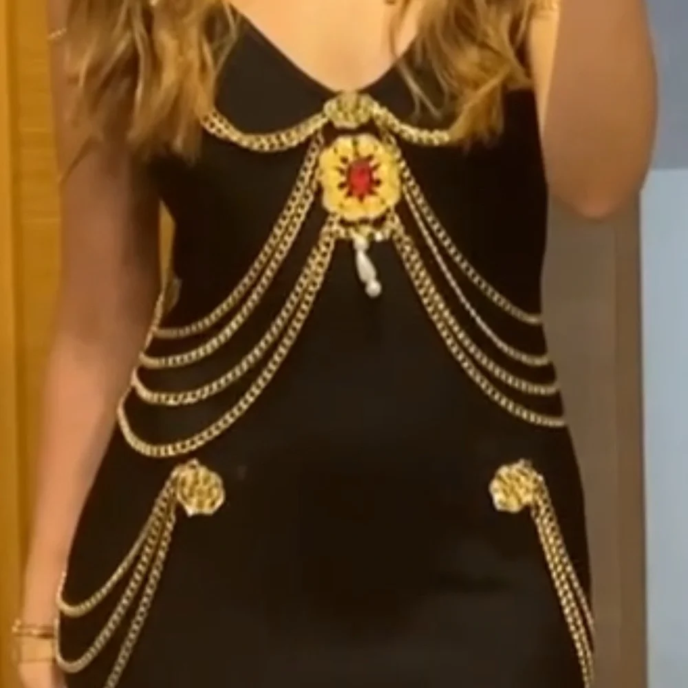 Chain Dress - Picture 4 of 4